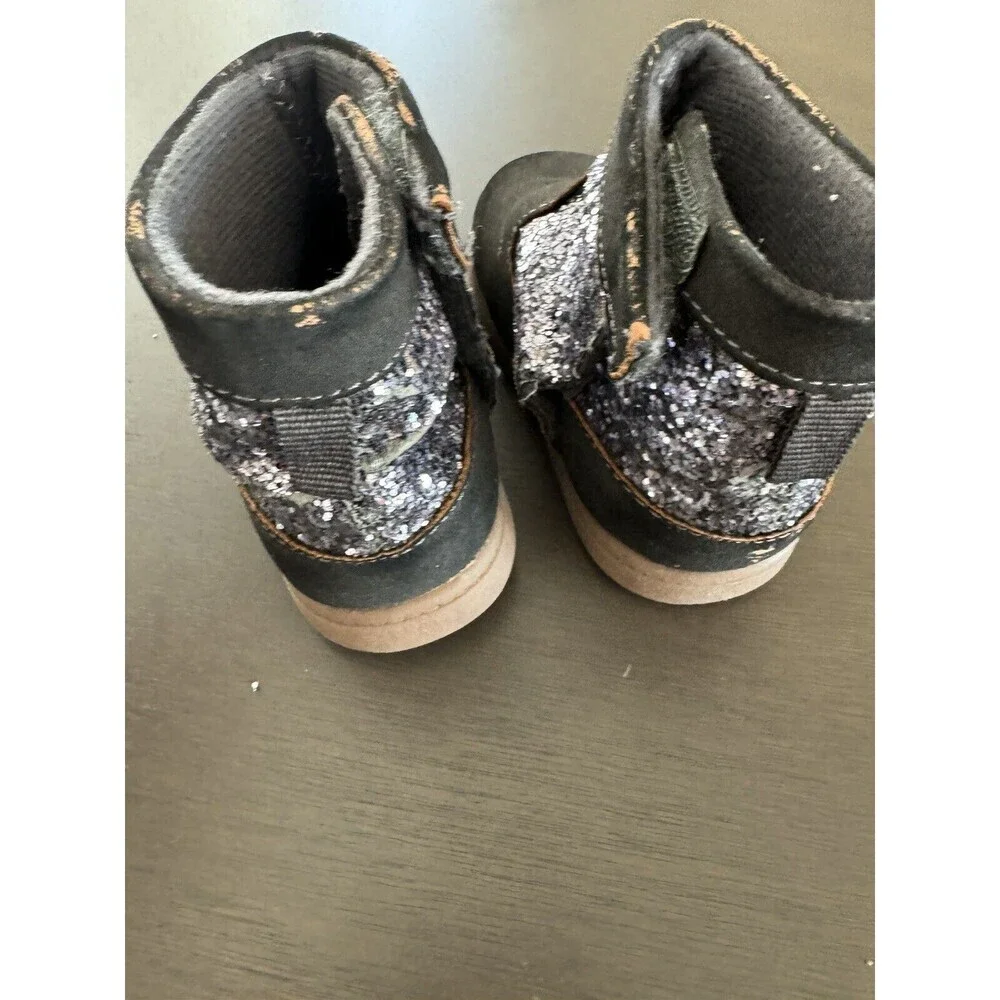 baby girl shoes bundle black Mary Jane + carter's boots glitter size 4 toddler